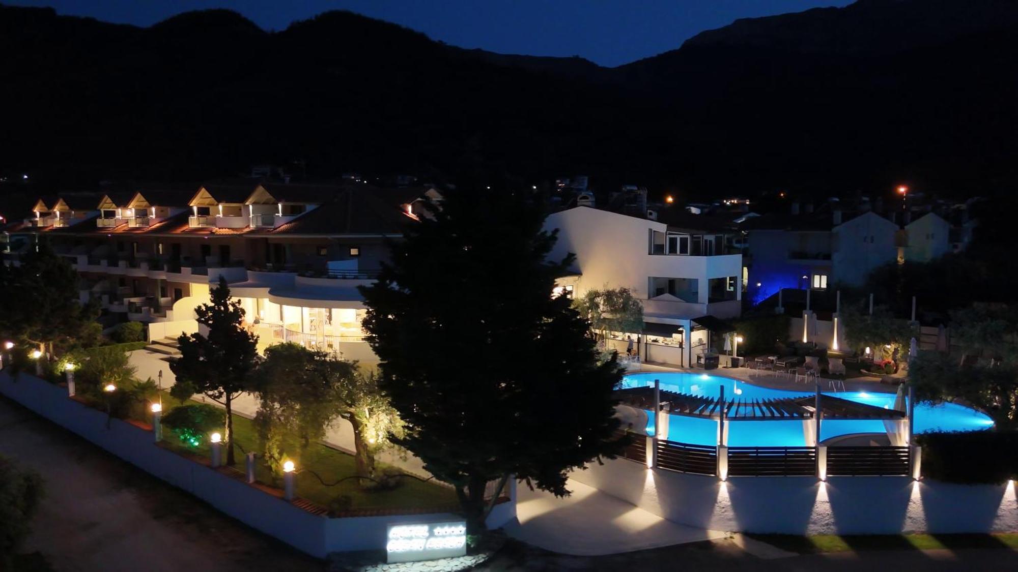 Ocean Beach Hotel สกาลา โปเตมิอัส ภายนอก รูปภาพ