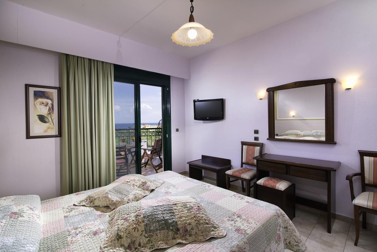 Ocean Beach Hotel สกาลา โปเตมิอัส ภายนอก รูปภาพ